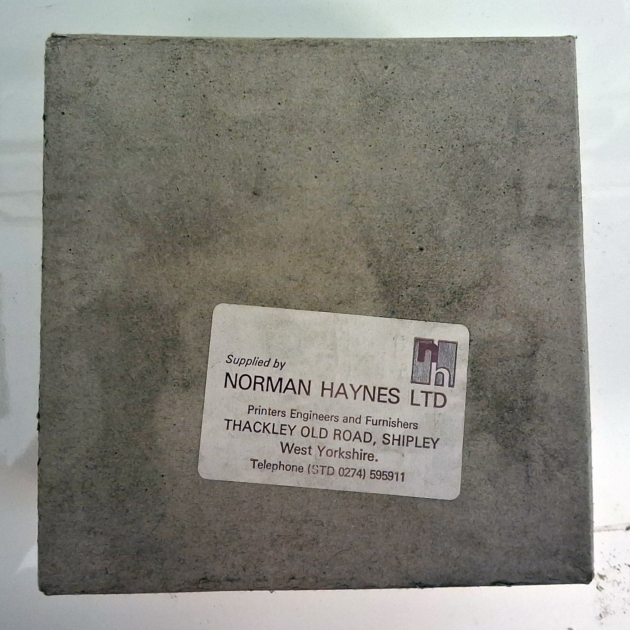 Blue Card Blanks Blue Card Blanks Gateway Printers Cards - Rainbow Cards These are vintage printing blank cards. Sold as "Gateway Printers Cards - Rainbow Cards", they are perfect for business cards, note cards or wedding stationery. Size: 76 x 114mm | 3 x 4 1/2 in. Weight: Approx 200gsm. Colour: Pink Packed in 50's. Manufacturer: Wiggins Teape